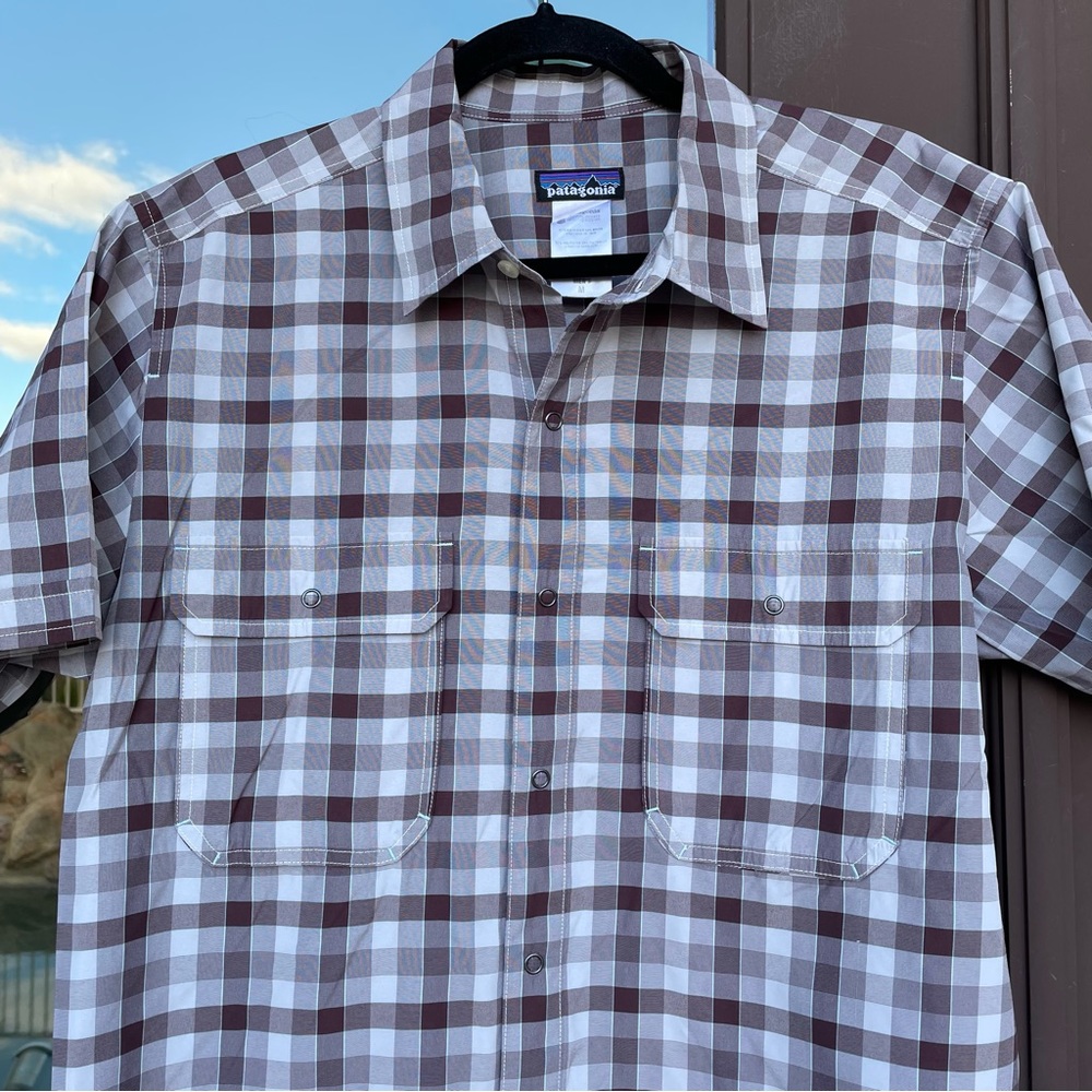 Patagonia Grey/Burgundy Plaid Pocket Shirt M